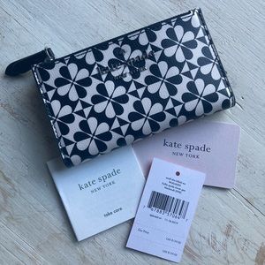 NWT Kate Spade Bifold Wallet in Hollie Spade Clover Geo - Black